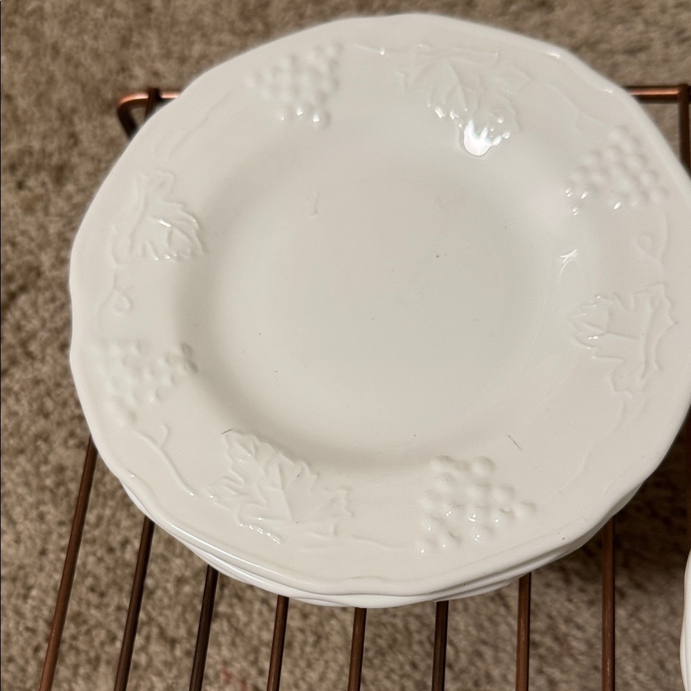 Colony Harvest Grape 6” plate.  Set of 7. Elegant White Embossed Bread Plates